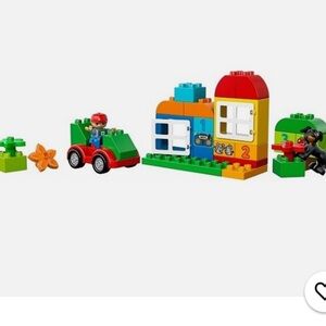 Duplo with box and all pieces included 10572